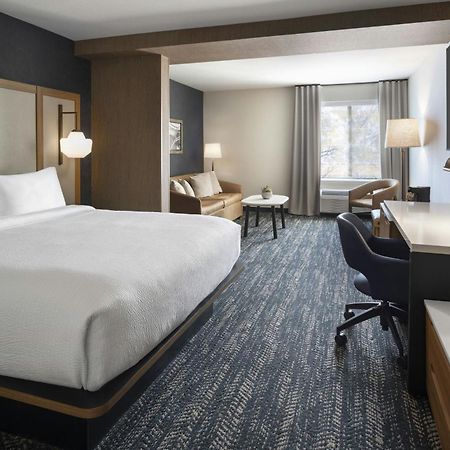 Fairfield By Marriott Inn & Suites Fresno Riverpark Eksteriør billede