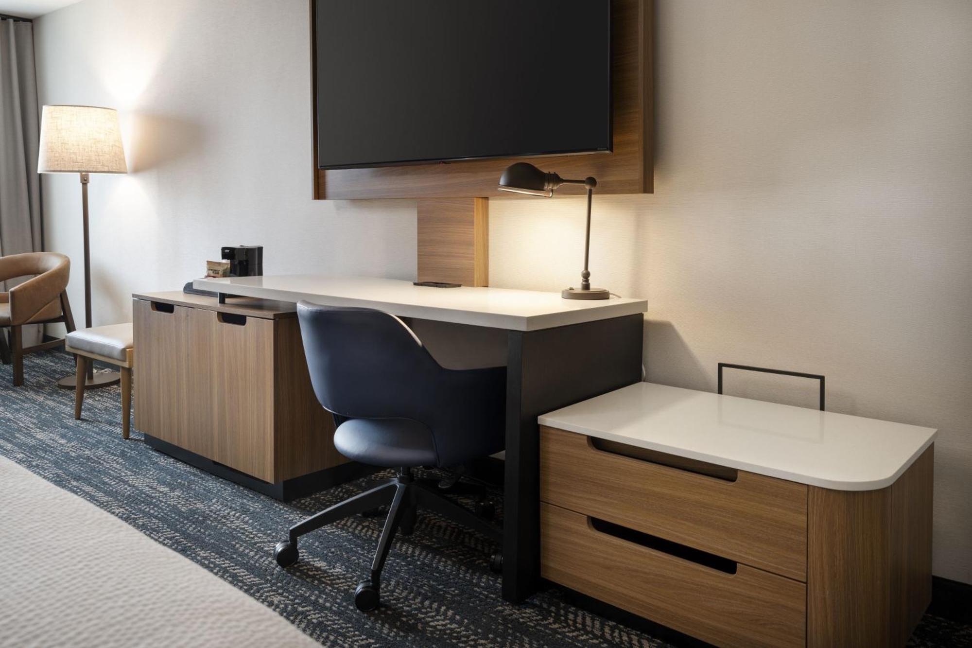 Fairfield By Marriott Inn & Suites Fresno Riverpark Eksteriør billede