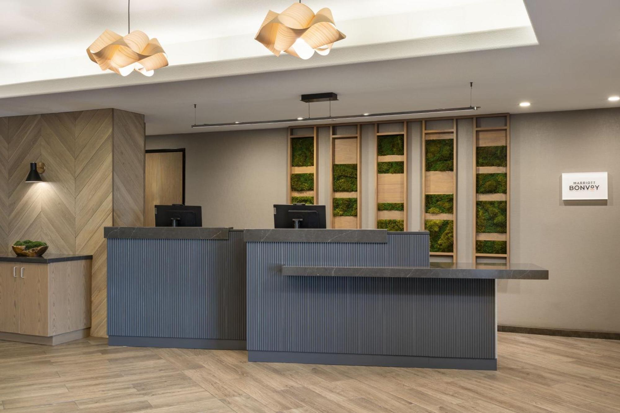 Fairfield By Marriott Inn & Suites Fresno Riverpark Eksteriør billede