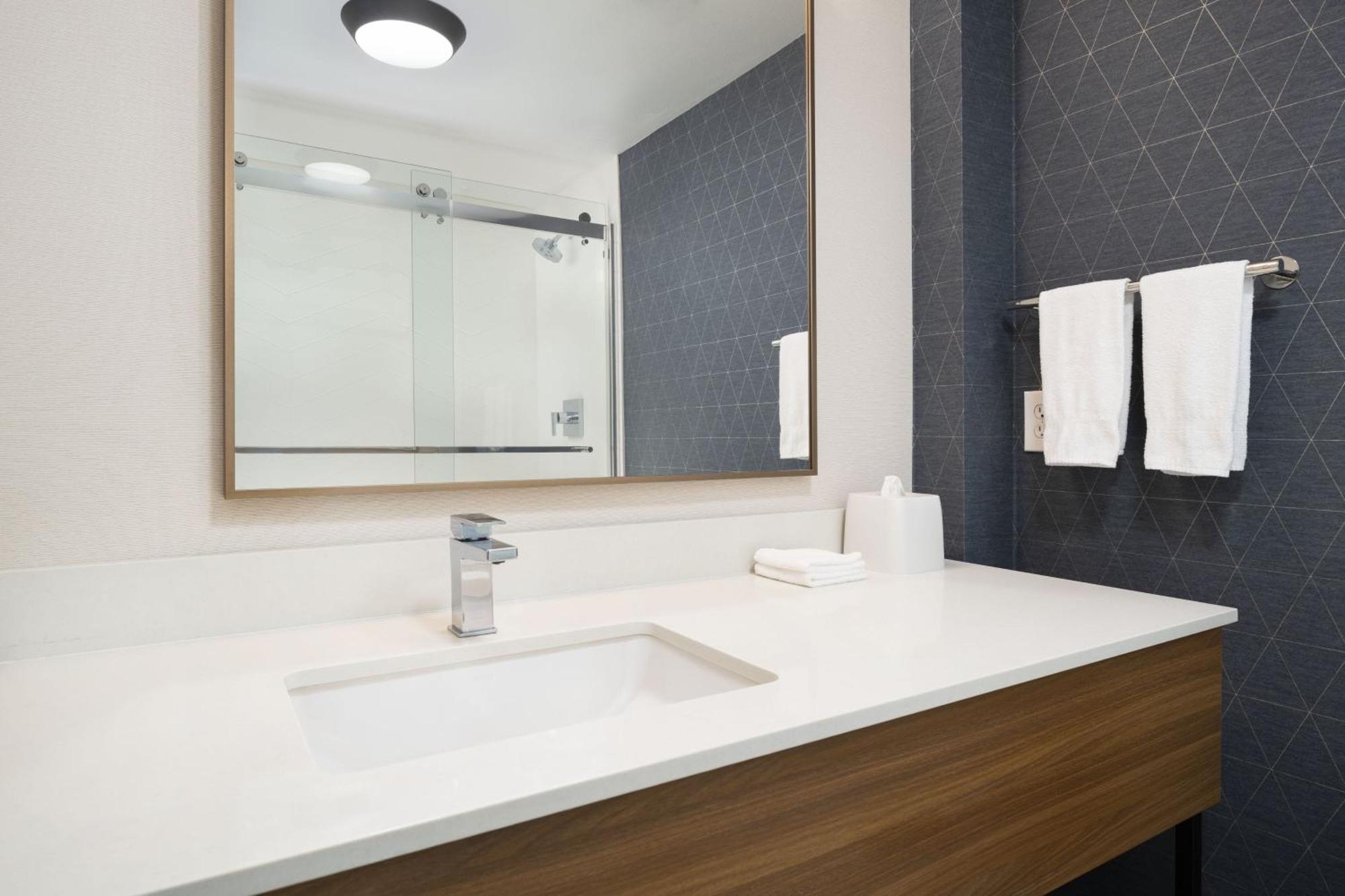 Fairfield By Marriott Inn & Suites Fresno Riverpark Eksteriør billede