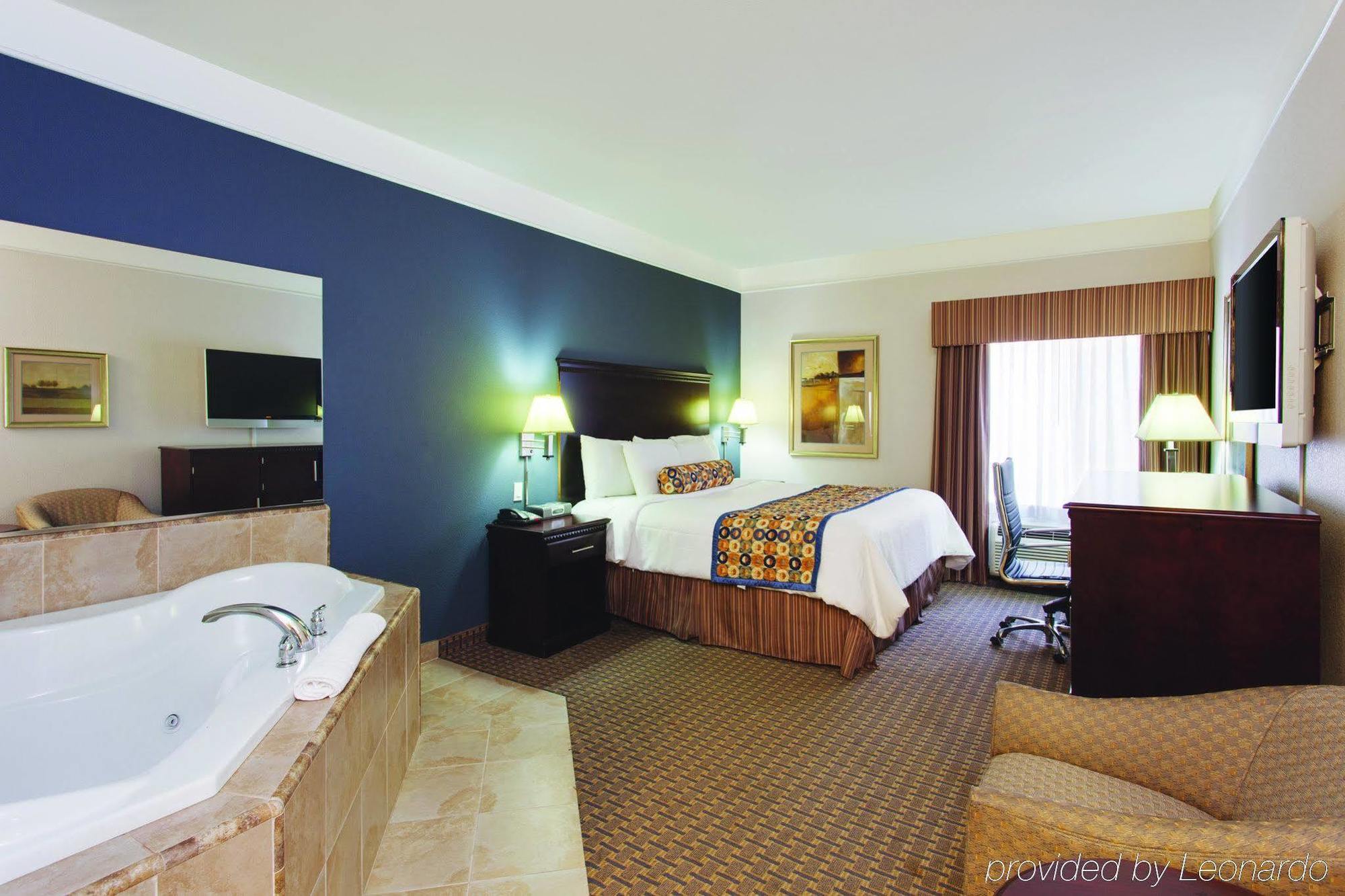 Fairfield By Marriott Inn & Suites Fresno Riverpark Eksteriør billede