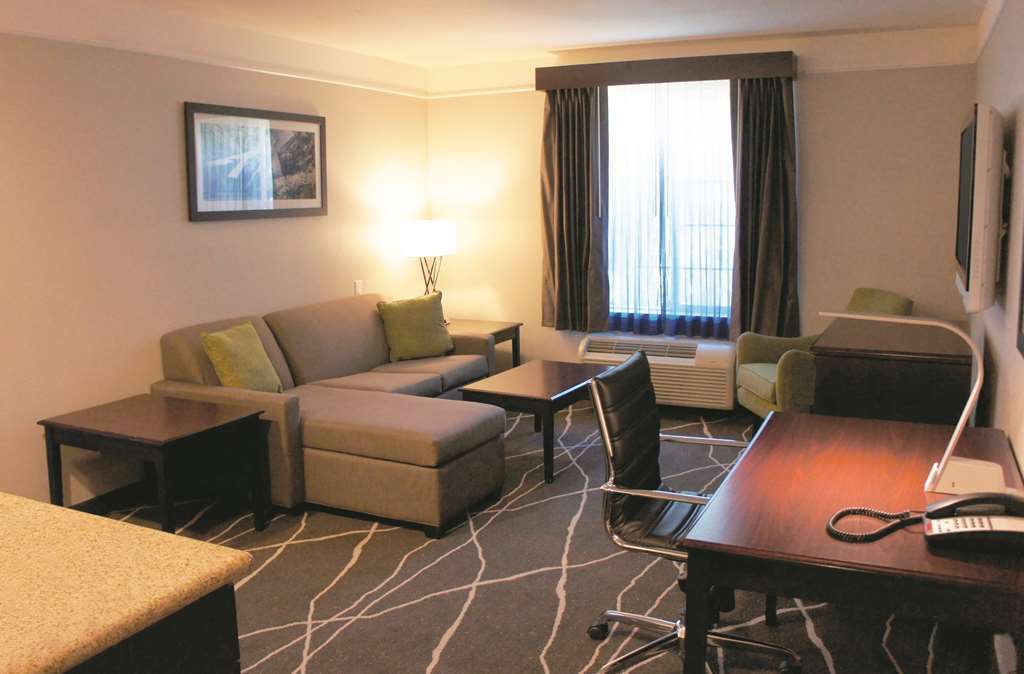 Fairfield By Marriott Inn & Suites Fresno Riverpark Værelse billede